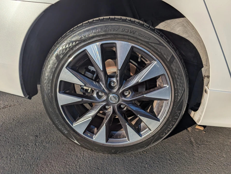 2019 Nissan Sentra 7th Gen - Image 17 of 21