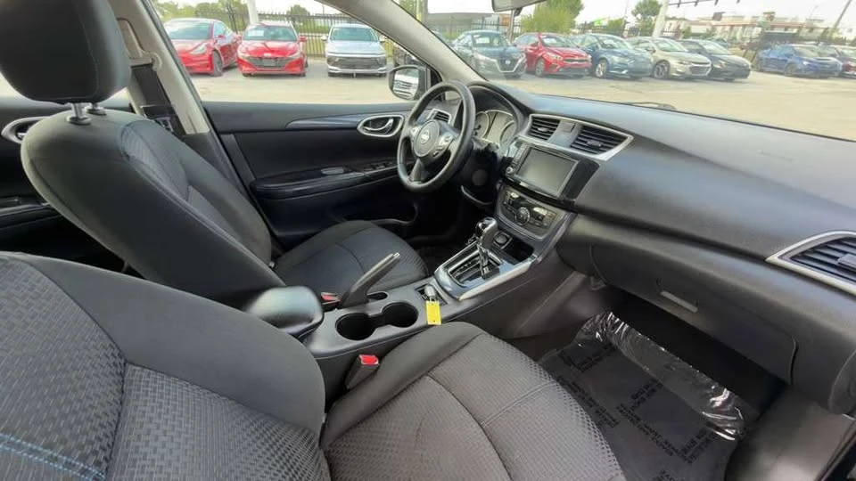 2019 Nissan Sentra 7th Gen - Image 6 of 11