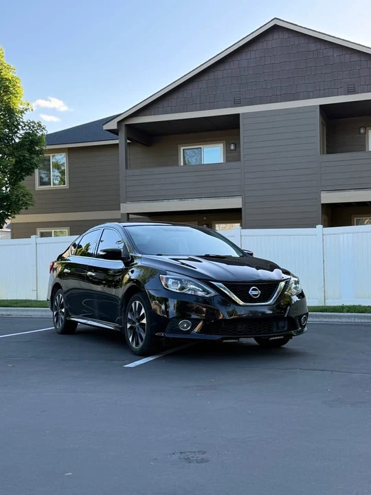 2019 Nissan Sentra 7th Gen - Image 2 of 11