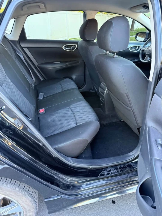 2019 Nissan Sentra 7th Gen - Image 6 of 11