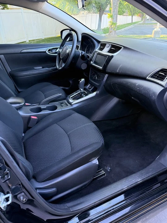 2019 Nissan Sentra 7th Gen - Image 7 of 11