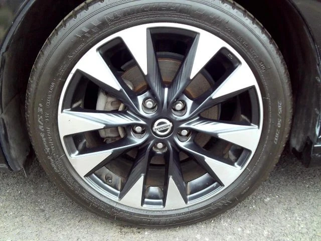 2019 Nissan Sentra 7th Gen - Image 9 of 21