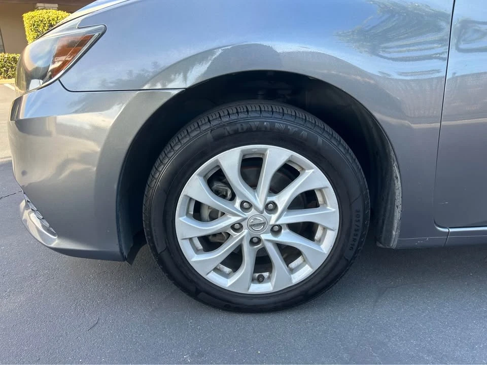 2019 Nissan Sentra 7th Gen - Image 9 of 17