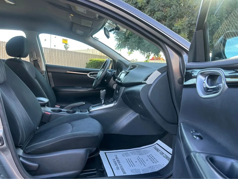 2019 Nissan Sentra 7th Gen - Image 10 of 17