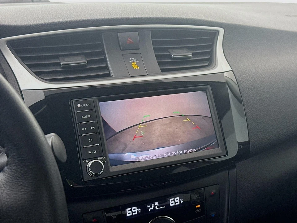 2019 Nissan Sentra 7th Gen - Image 13 of 21