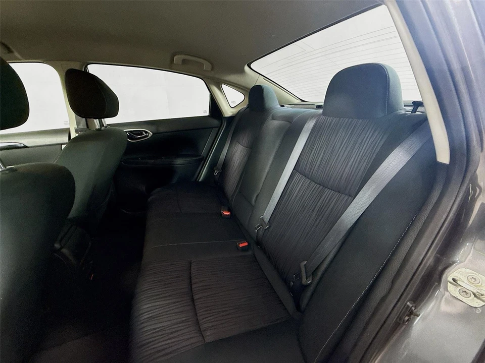 2019 Nissan Sentra 7th Gen - Image 19 of 21