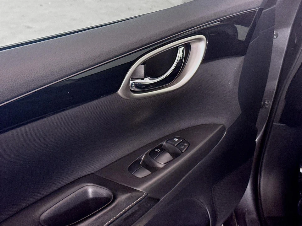 2019 Nissan Sentra 7th Gen - Image 17 of 21