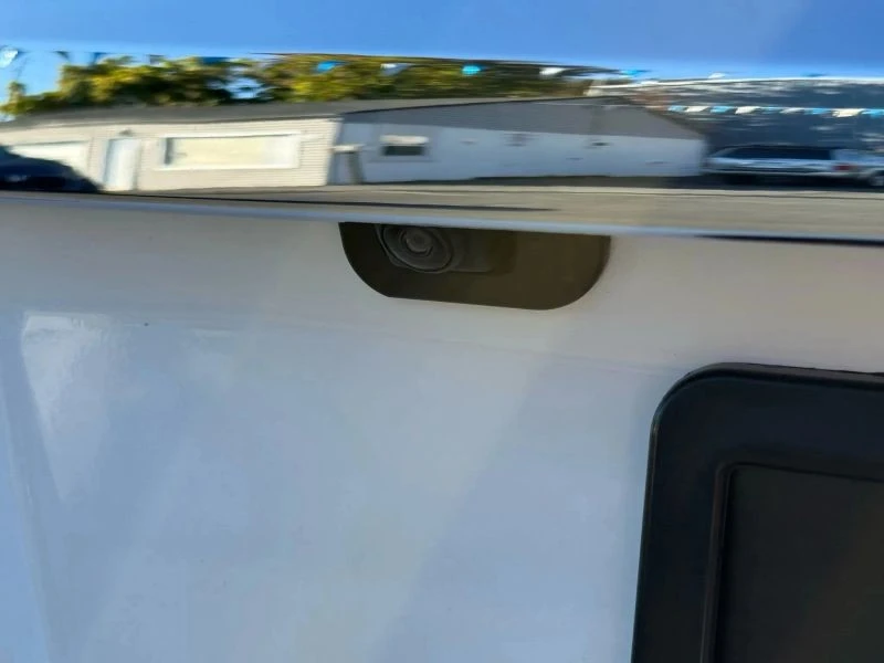 2019 Nissan Sentra 7th Gen - Image 9 of 12
