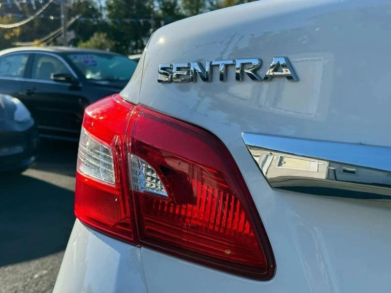 2019 Nissan Sentra 7th Gen - Image 8 of 12