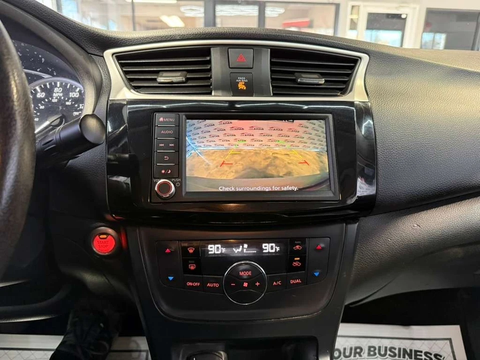 2019 Nissan Sentra 7th Gen - Image 15 of 21