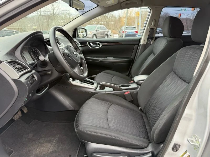 2019 Nissan Sentra 7th Gen - Image 9 of 12