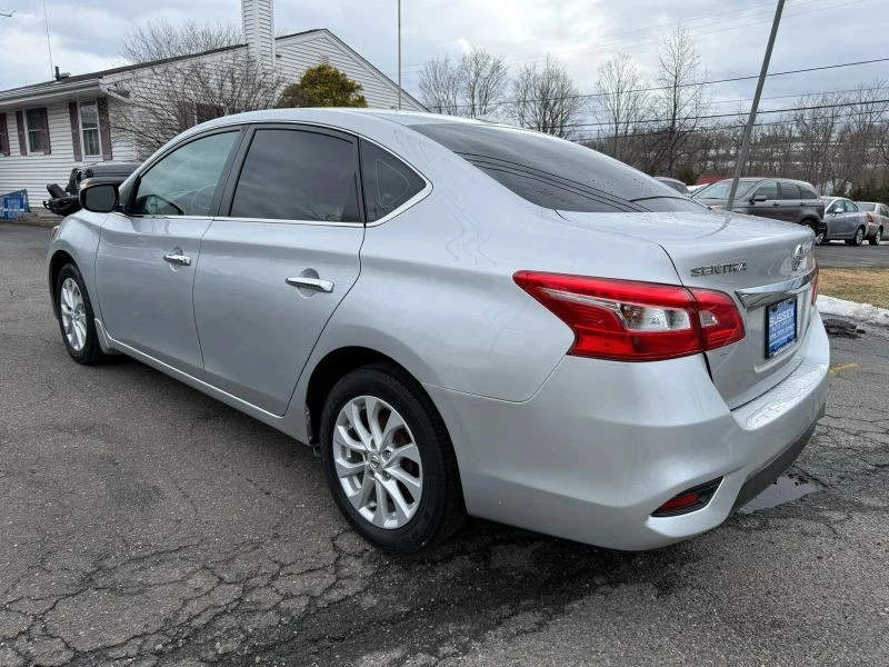 2019 Nissan Sentra 7th Gen - Image 5 of 12