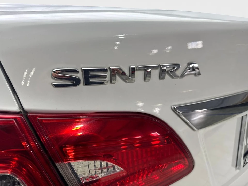 2019 Nissan Sentra 7th Gen - Image 20 of 21