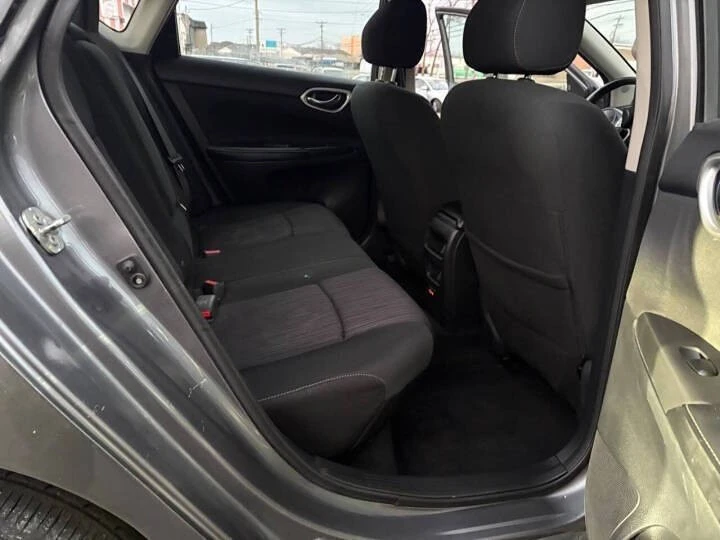 2019 Nissan Sentra 7th Gen - Image 9 of 11