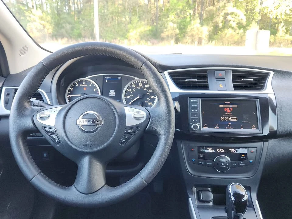 2019 Nissan Sentra 7th Gen - Image 13 of 20