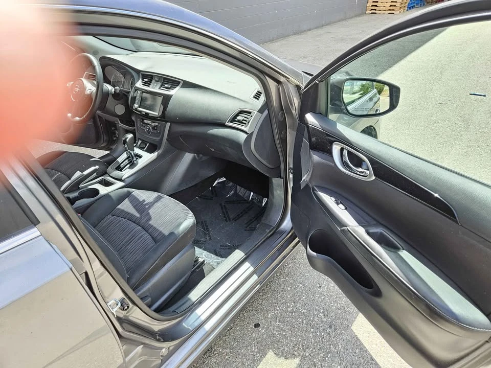 2019 Nissan Sentra 7th Gen - Image 14 of 15