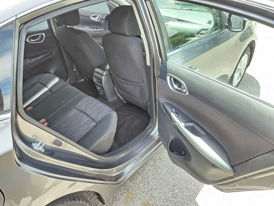 2019 Nissan Sentra 7th Gen - Image 13 of 15