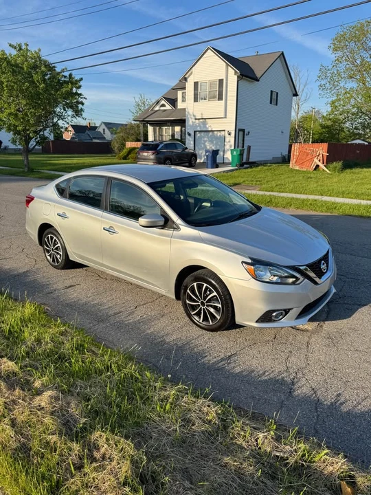 2019 Nissan Sentra 7th Gen - Image 4 of 11