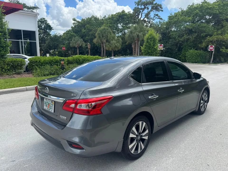 2019 Nissan Sentra 7th Gen - Image 3 of 10