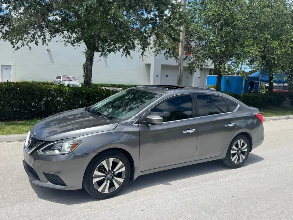 2019 Nissan Sentra 7th Gen - Image 6 of 10