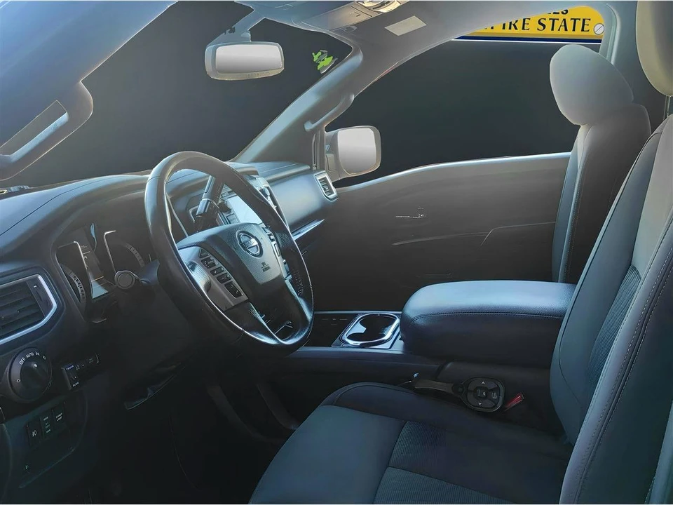 2019 Nissan Titan 2nd Gen - Image 9 of 28