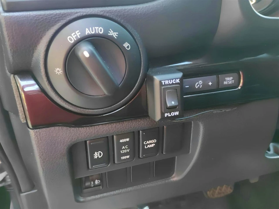 2019 Nissan Titan 2nd Gen - Image 27 of 28