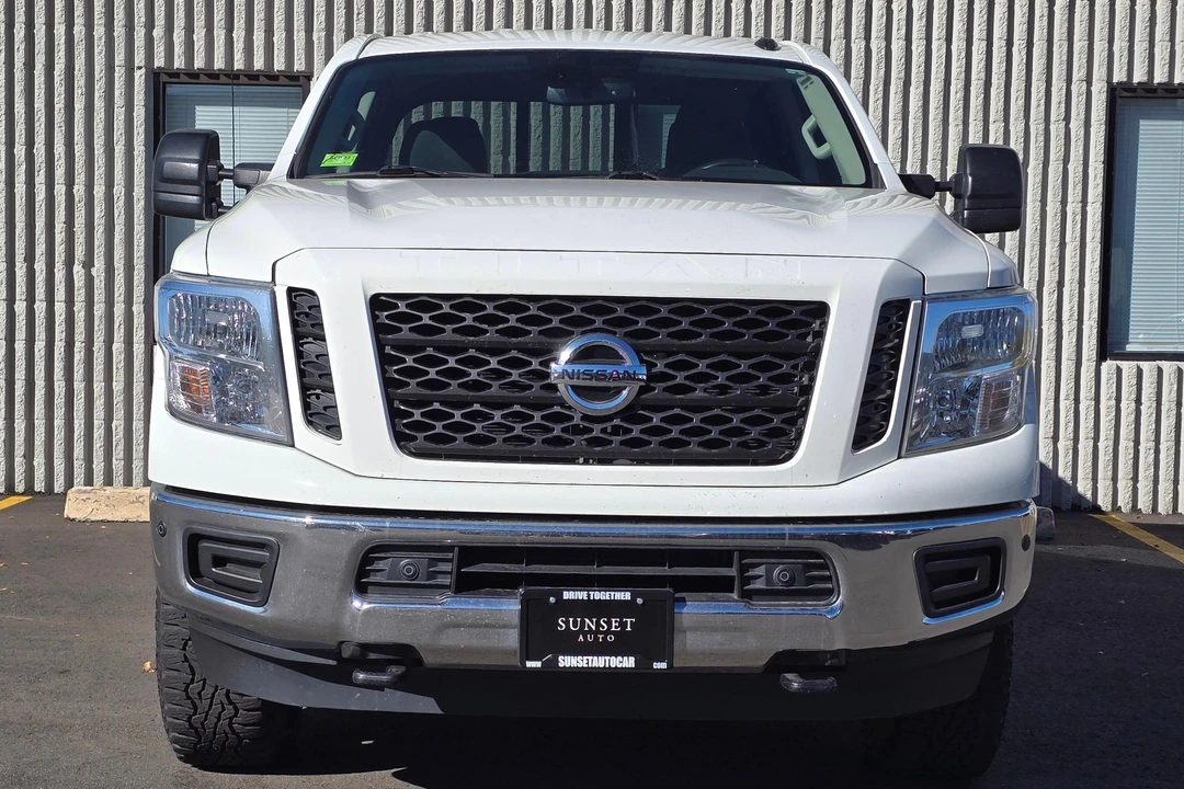 2019 Nissan Titan 2nd Gen - Image 2 of 31