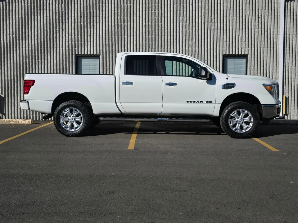 2019 Nissan Titan 2nd Gen - Image 11 of 31