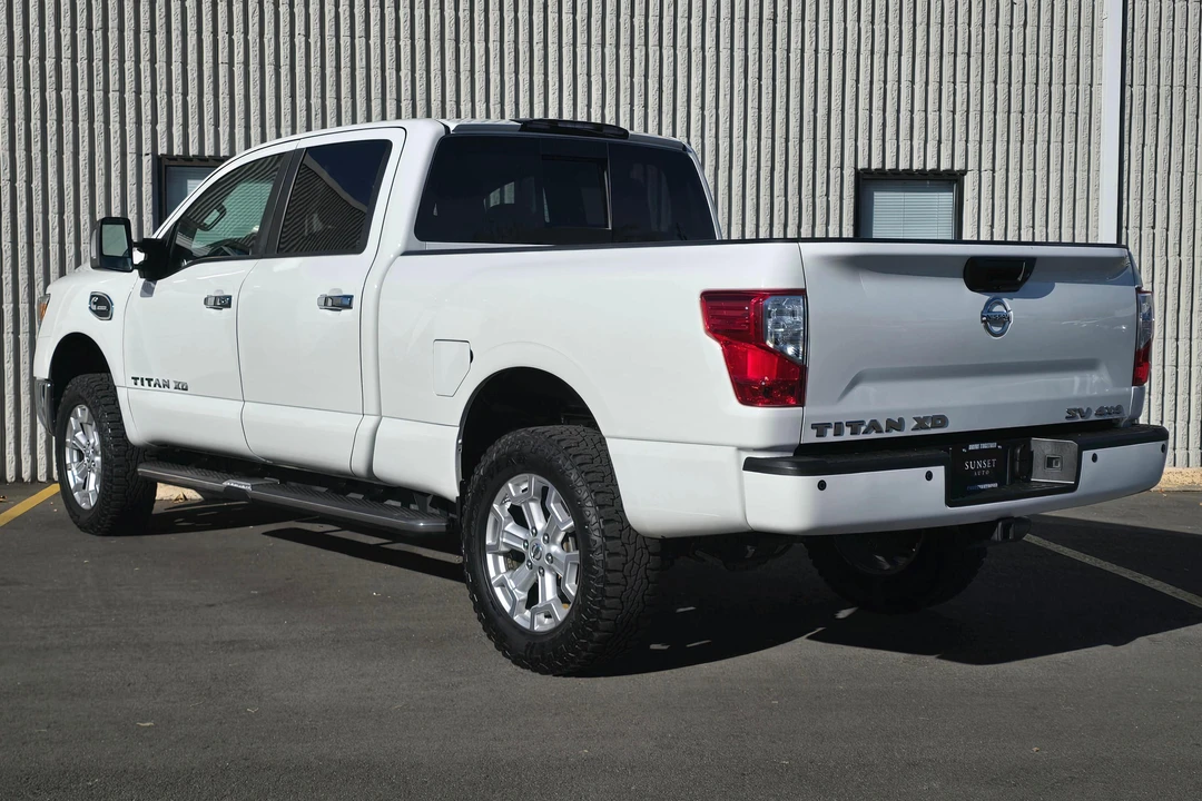 2019 Nissan Titan 2nd Gen - Image 4 of 31