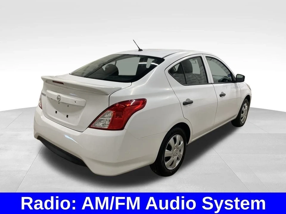 2019 Nissan Versa - Image 4 of 12