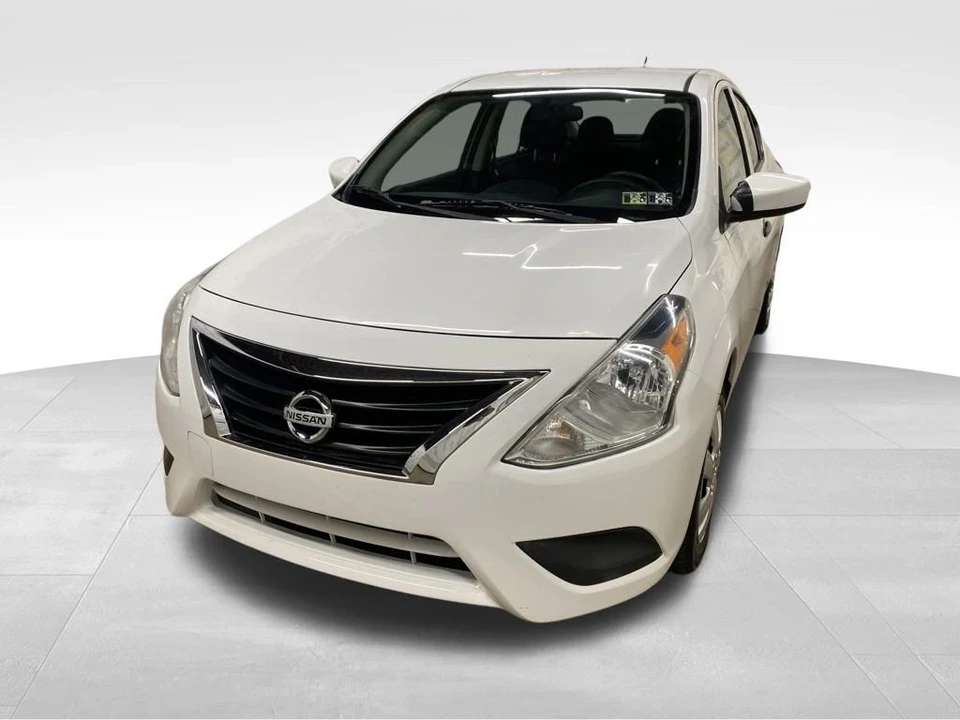 2019 Nissan Versa - Image 2 of 12