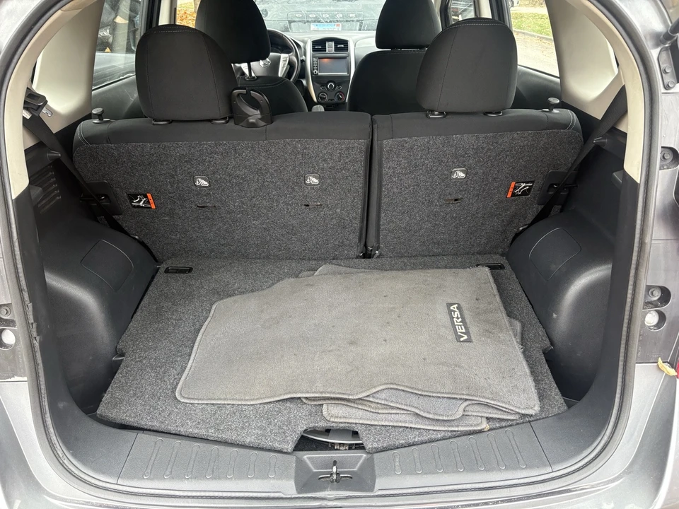 2019 Nissan Versa - Image 10 of 14
