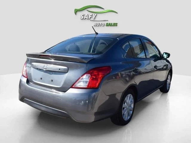 2019 Nissan Versa - Image 8 of 21