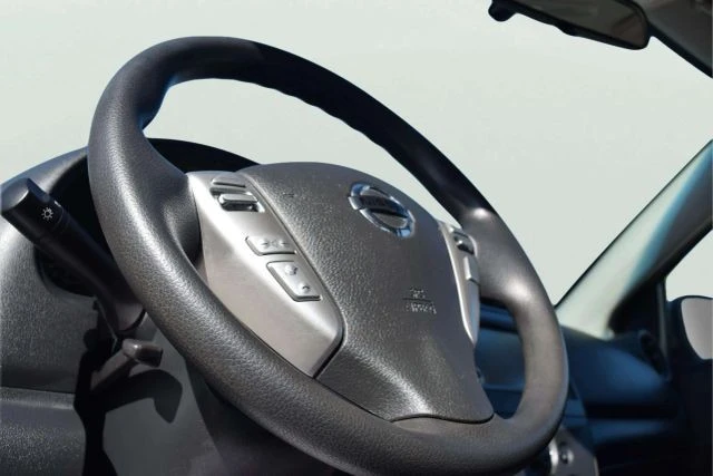 2019 Nissan Versa - Image 10 of 21