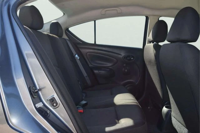 2019 Nissan Versa - Image 14 of 21