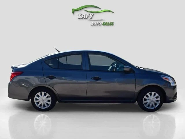 2019 Nissan Versa - Image 5 of 21