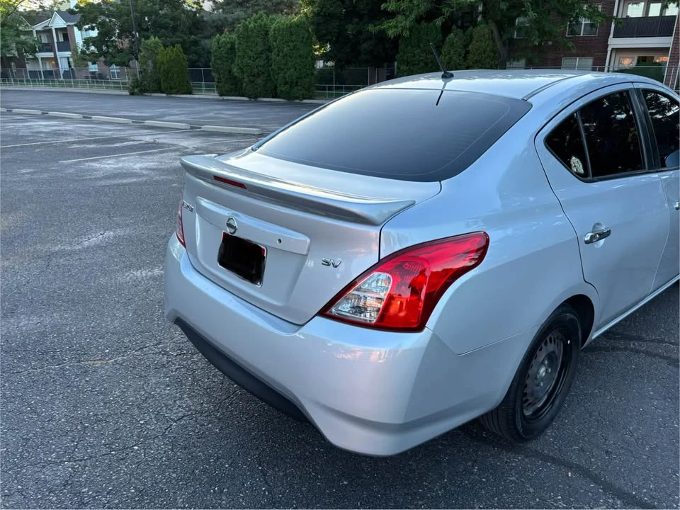 2019 Nissan Versa - Image 4 of 12