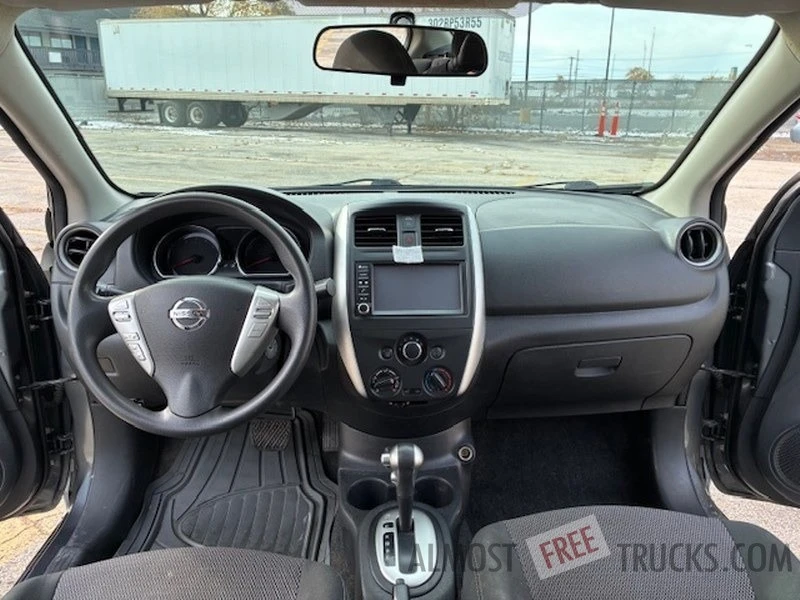 2019 Nissan Versa - Image 9 of 12