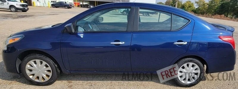 2019 Nissan Versa - Image 4 of 12