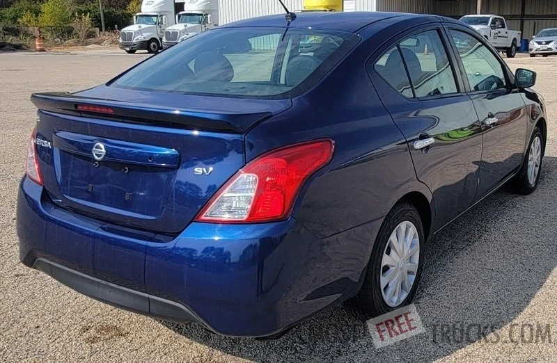 2019 Nissan Versa - Image 7 of 12