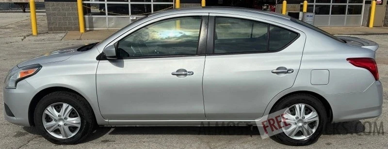 2019 Nissan Versa - Image 4 of 12