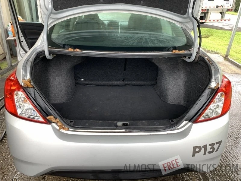 2019 Nissan Versa - Image 9 of 12