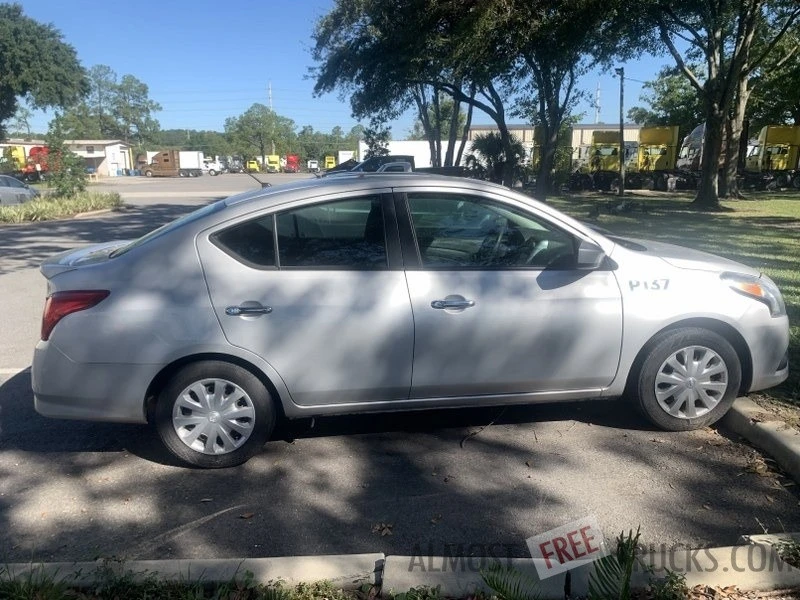 2019 Nissan Versa - Image 3 of 12