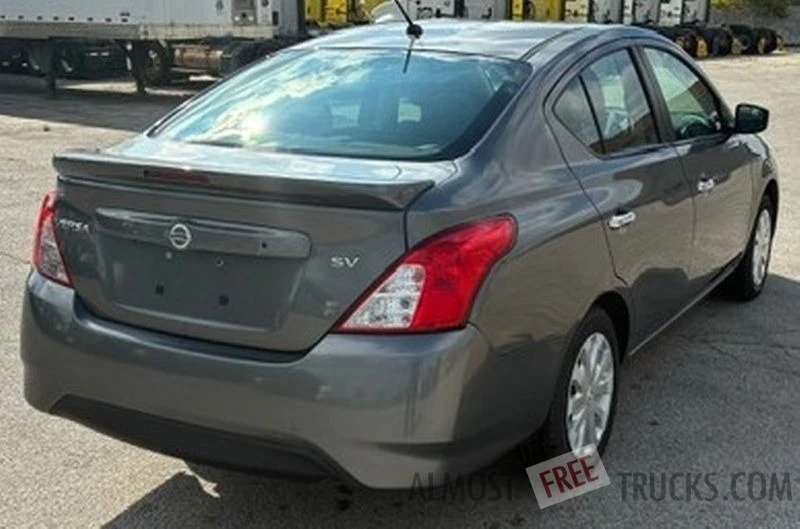 2019 Nissan Versa - Image 7 of 12