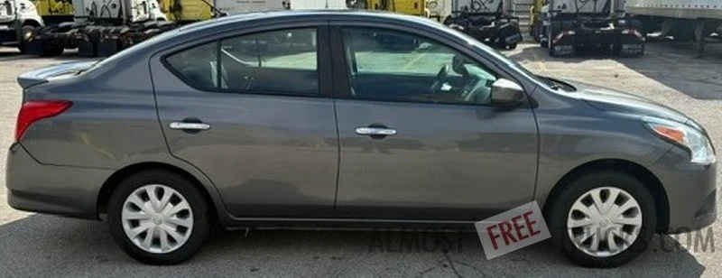 2019 Nissan Versa - Image 8 of 12