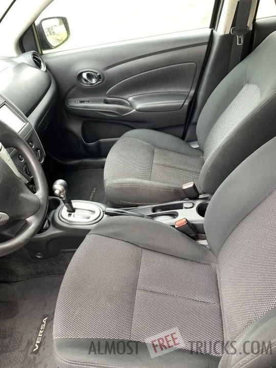 2019 Nissan Versa - Image 7 of 12