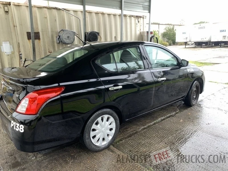 2019 Nissan Versa - Image 5 of 12