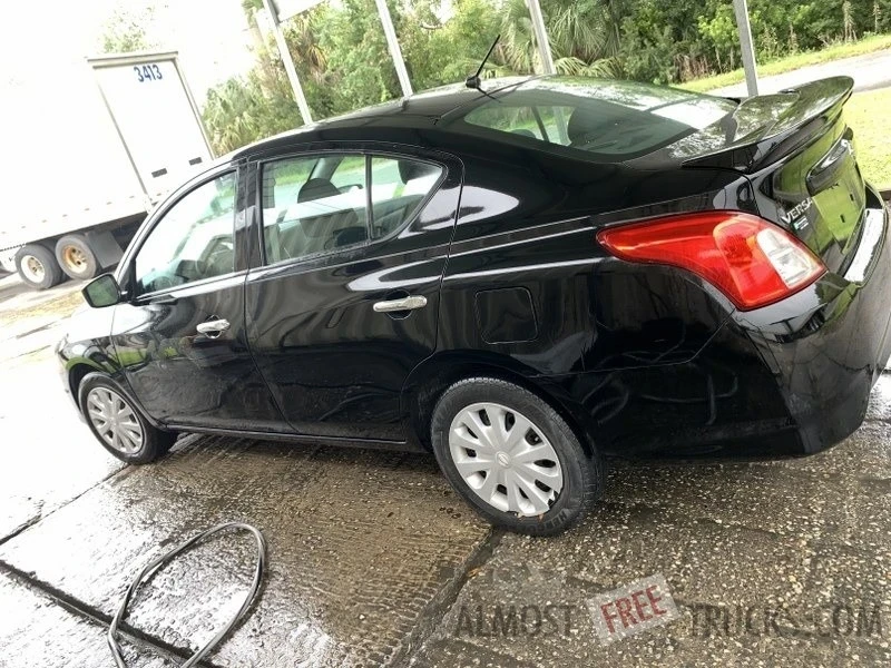 2019 Nissan Versa - Image 2 of 12