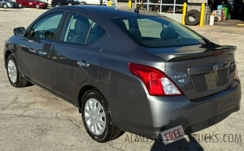 2019 Nissan Versa - Image 5 of 12