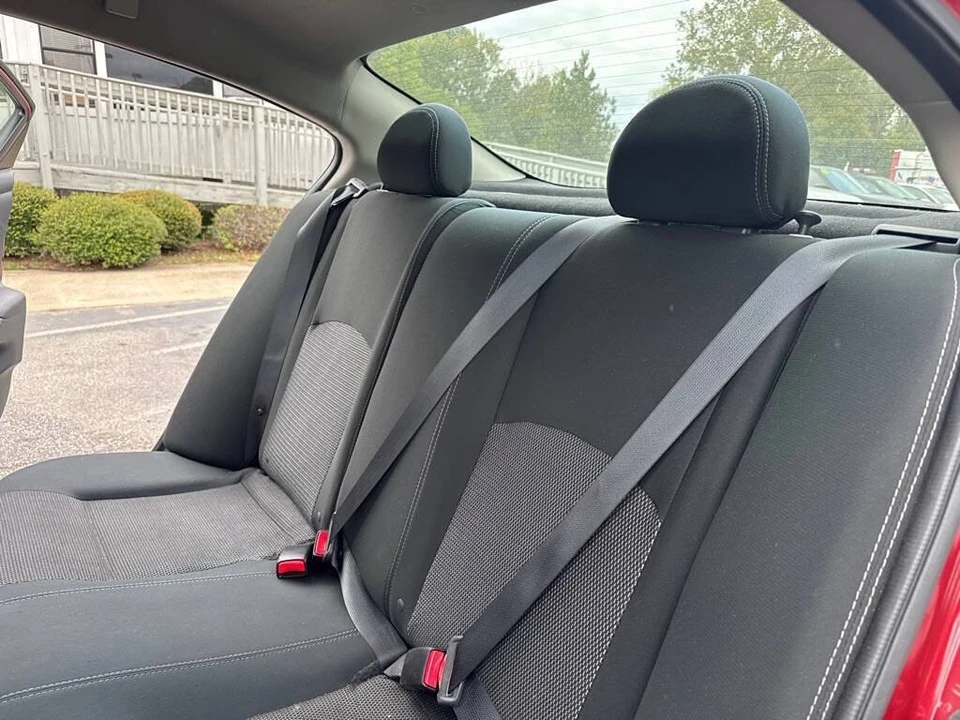 2019 Nissan Versa - Image 8 of 9